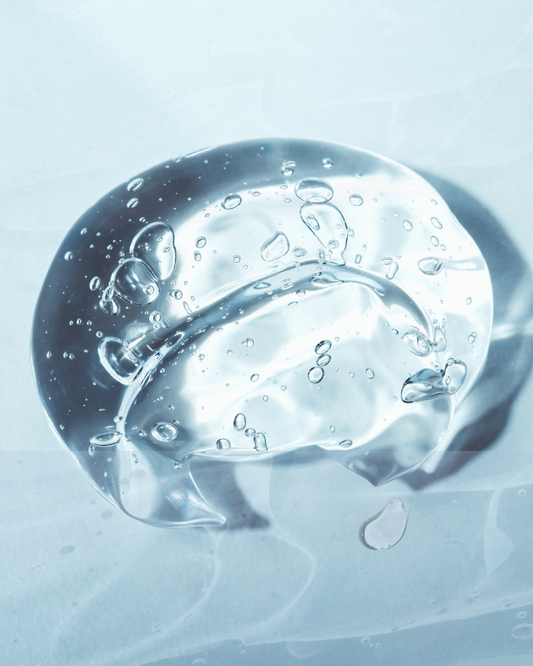 Acide Hyaluronique : Le Secret d'une hydratation intense pour le contour des yeux